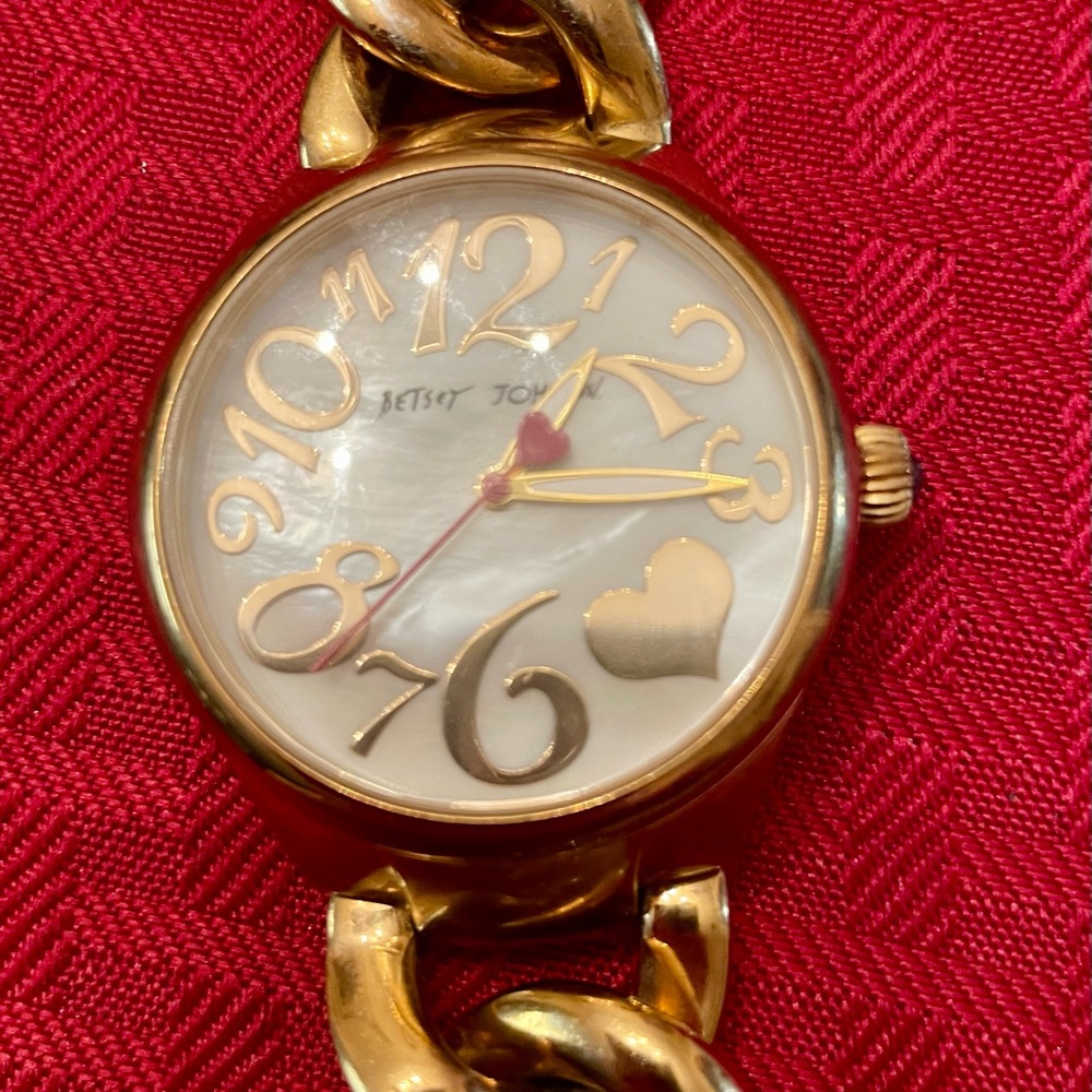Betsey Johnson watch - Picture 7 of 10